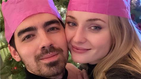 Sophie Turner Says She Misses Her Baby Bump Glamour