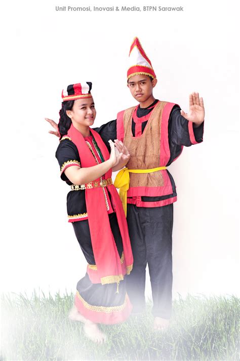 Pakaian Tradisional Orang Ulu Sarawak Pakaian Tradisional Sarawak