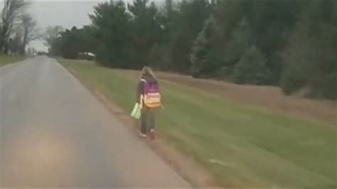 Ohio Dad Punishes 10 Year Old Daughter By Making Her Walk 5 Miles To School For Bullying Abc7