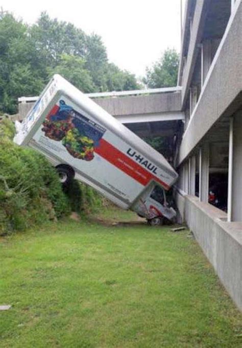 42 Crazy Pics Of Vehicles Involved In Unbelievable Accidents Klykercom