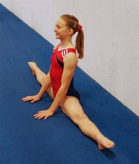 A Step By Step Guide To Mastering The Center Split For Gymnastics Gymnastics Skills