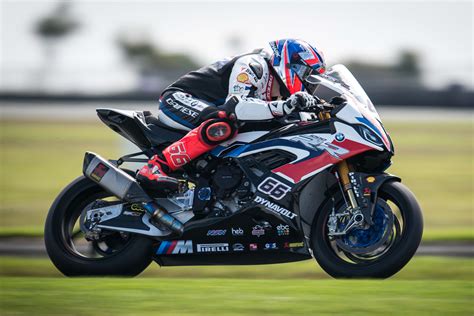 If you've been paying attention to the s on paper at least, the 2020 bmw s1000rr has all the right upgrades a full makeover, 10 years in the making, deserves. Will the 2020 BMW S 1000 RR dominate WorldSBK this season? - BikesRepublic