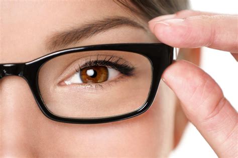 Contact Lenses vs Glasses - Family Eyecare