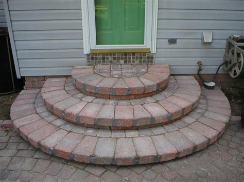 Round Back Steps Would Be Pretty In Flagstone Flagstone Steps Brick