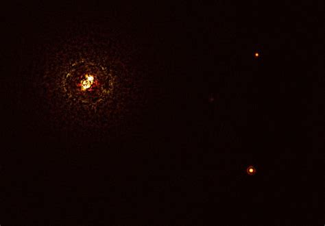 Very Large Telescope Images Planet Around Most Massive Star Pair To Date