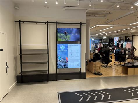 Innovative Retail Displays Seg Systems