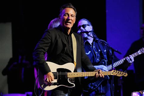 He is widely known for his brand of heartland rock, infused with pop hooks, poetic lyrics, and americana sentiments centered around his native new jersey. Watch Bruce Springsteen's 'I'll Stand By You' Lyric Video - Rolling Stone