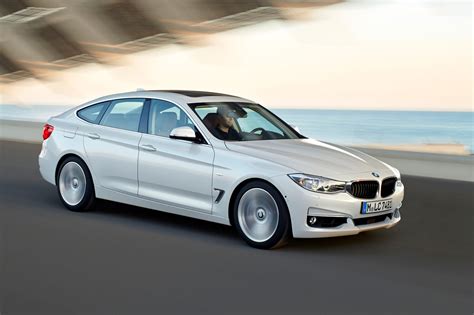 Bmw seria 3 este o mașină din categoria compactă executivă, fabricată de producătorul german bmw începând cu mai 1975. BMW a lansat şi în România noile Seria 3 GT şi Z4 | Auto TestDrive