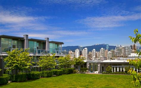 The Rise Above It All Rental Suites In Vancouver British Columbia