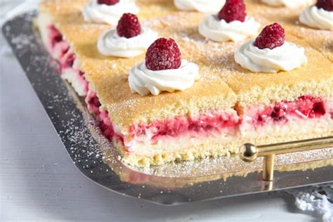 13 wedding cake alternatives for couples who want to serve something unique. Amazing Cake with Lemon Curd, Cream and Raspberry Filling