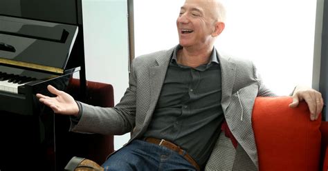 9 Mind Blowing Facts That Show Just How Wealthy Jeff Bezos The Worlds