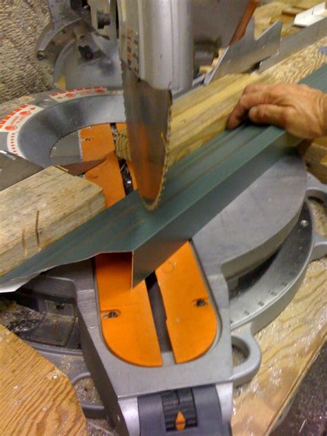 How doers get more done™. American Colonial Crown Mouldings: February 2012