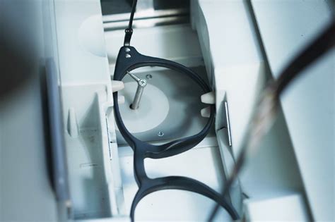 Eyeglass Lens Production Plastic Particulate And Fume Control Solutions