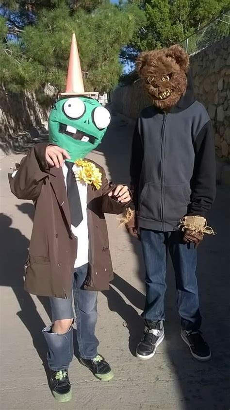 Plants Vs Zombies Themed Costume Made The Mask Out Of Paper Maché