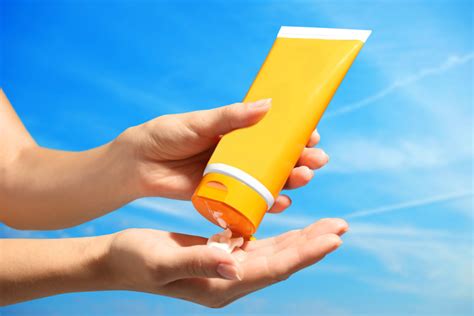 The 6 Chemicals You Need To Avoid In Your Sunscreen Dr Alan Christianson