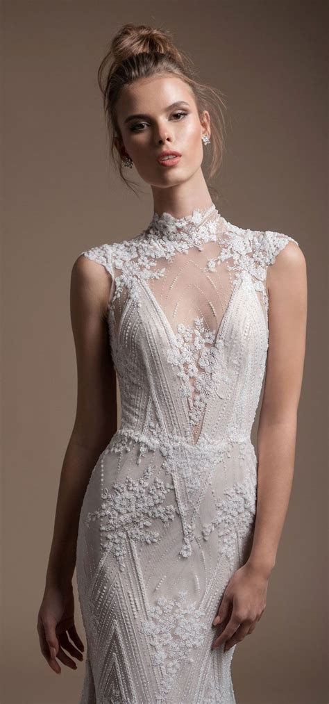 Stunning Wedding Dress With Amazing Details