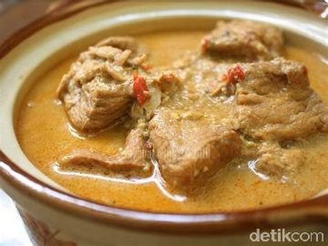 Resep sambal tumpang khas kediri jawa timur akan menambah panjang daftar resep resep masakan indonesia yang telah dihadirkan di blog ini. Sambal Tumpang yang Mlekoh, Sedep Semangit
