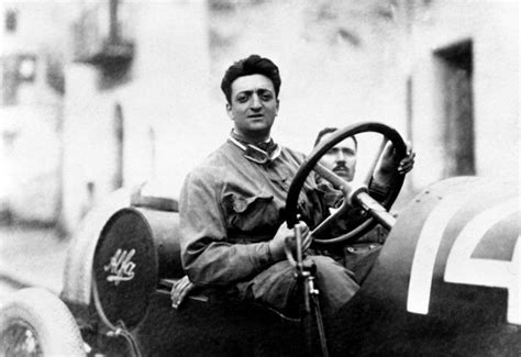Enzo ferrari was an italian motor racing driver widely recognized as the founder of the scuderia ferrari grand prix motor racing team, and subsequently of the ferrari automobile marque. Enzo Ferrari vuelve a la pantalla grande | Revista Parabrisas