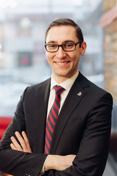 La FHCC nomme Tim Ross au poste de directeur général - CHF Canada