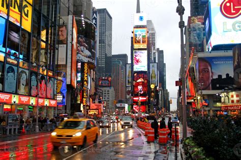 Times Square Manhattan New York 748940 Stock Photo At Vecteezy