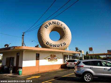 Giant Donuts Of Los Angeles And One Bagel Weird Nevada