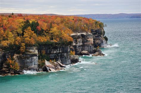 Autumn At Pictured Rocks National Lakeshore Whats Happeni Flickr