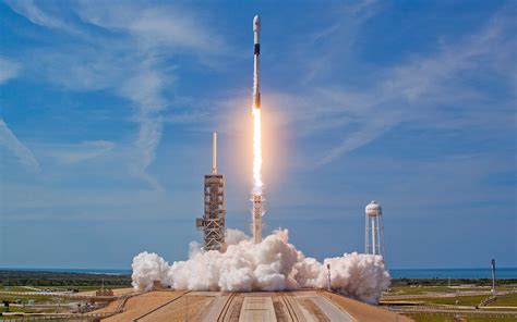 Photos Spacex Launches Lands 1st Block 5 Falcon 9 Rocket Space