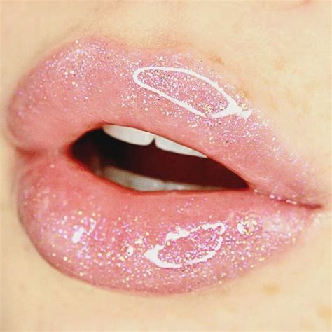 gloss comp pastel lips pink lips glossy lips