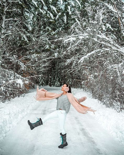 15 Creative Ideas For A Magical Snow Photoshoot
