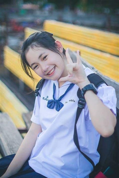 Thai High School Girl สาวมปลาย สาวมหาลัย ผู้หญิง