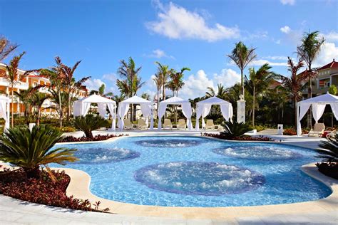Luxury Bahia Principe Ambar Resorts Daily