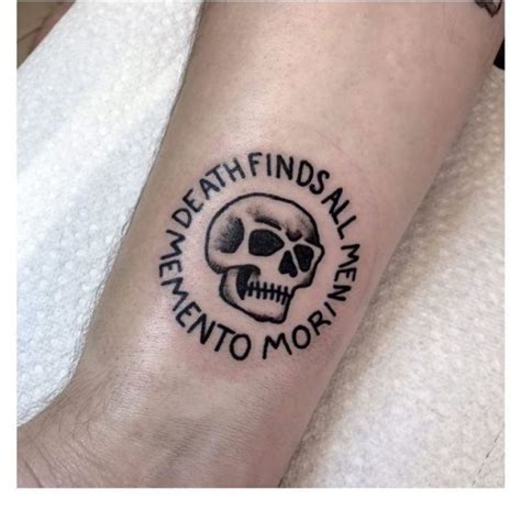 Tatuajes De La Frase Memento Mori Recuerda Que Morir S