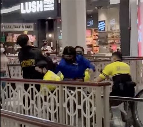 Golocalprov Video Providence Place Mall Security Tackles Two In Incident On Saturday