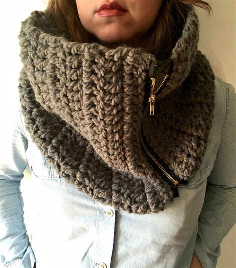 19 easy winter crochet cowls to keep you warm dabbles and babbles