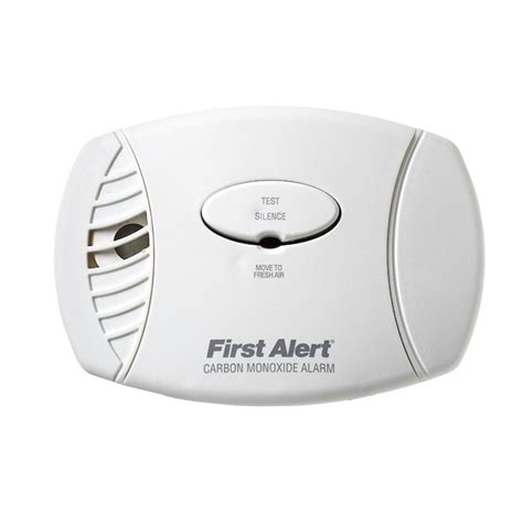 First Alert Dc Plug In Carbon Monoxide Detector At