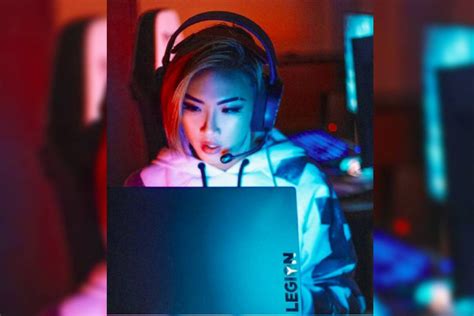 Girls Arent Just Playing Games For Attention Singaporean Gaming