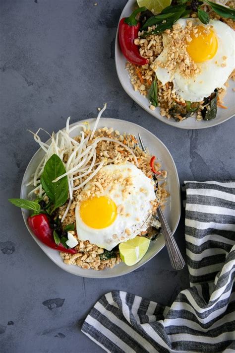 Frozen mixed vegetables make this healthy chicken fried rice recipe quick, easy and economical. Easy Thai Fried Rice Recipe (Khao Phat Kaphrao) - The ...