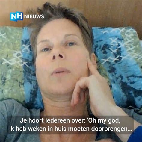 Sanna Heeft Me En Ligt 22 Uur Per Dag In Bed “je Merkt Pas Echt Hoe Erg Het Met Je Gesteld Is