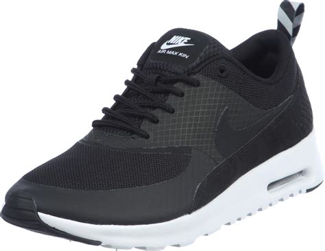 With a classic nike air sole, swoosh logo and chunky rubber sole, the air max thea is hands down the comfiest sneaker you will own. Nike Air Max Thea W shoes black