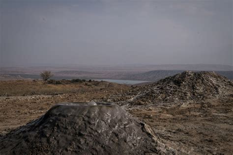 Er ist der dritthöchste berg georgiens und der achthöchste berg des großen kaukasus. Georgien: Offroad im Vashlovani Park - | Georgien ...