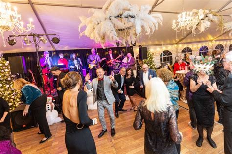 Childrens Beach House Hosts Winter White Masquerade Holyvip