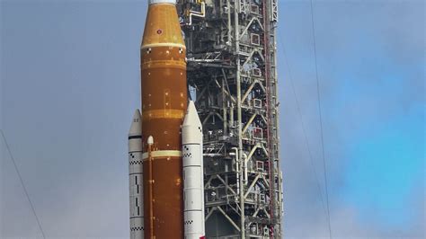 After Weather And Hardware Issues Nasa Starts Sls Moon Rocket Test