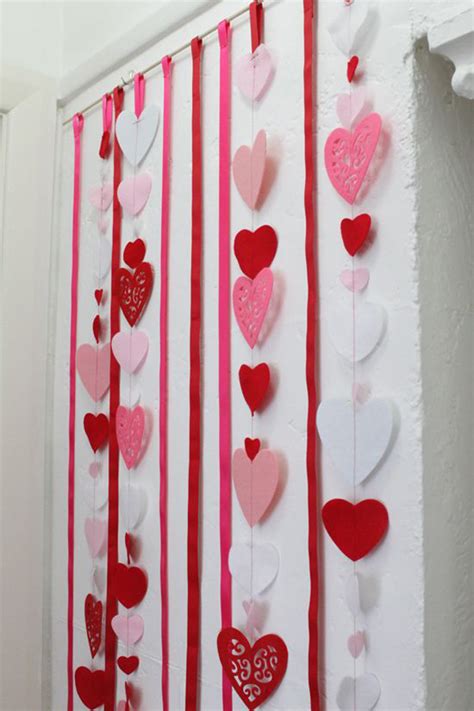 Product titlecanvas print heart decoration old metal heart shaped. 20 Pink Valentine Day Decorations | HomeMydesign