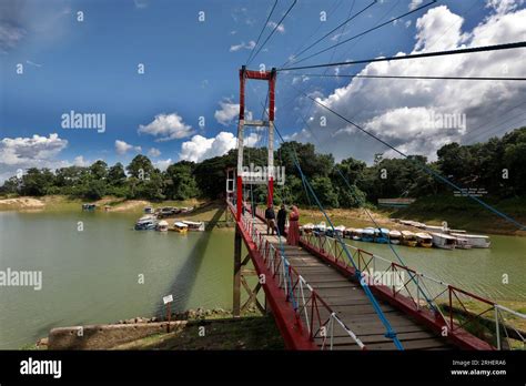 Rangamati Bangladesh July 25 2023 A Hanging Bridge On Kaptai Lake