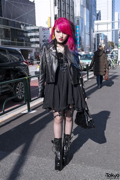 When you go searching how to dye leather, the search engine brings you a myriad of options, but a question on which one is the most appropriate arises. Dip Dye Hair, Biker Jacket, Spiked Garter & Demonia Boots ...