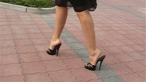Gina Queen Of Heels High Heels Walking In Sexy Lsb Mules