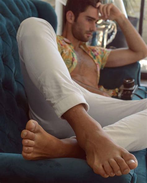 Красивые Мужские Ноги фото в формате Jpeg распечатайте Hd фотографии бесплатно