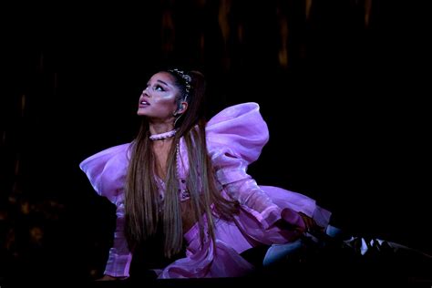 Ariana Grande Brooklyn Concert Review Setlist Our Ponytail Queen At