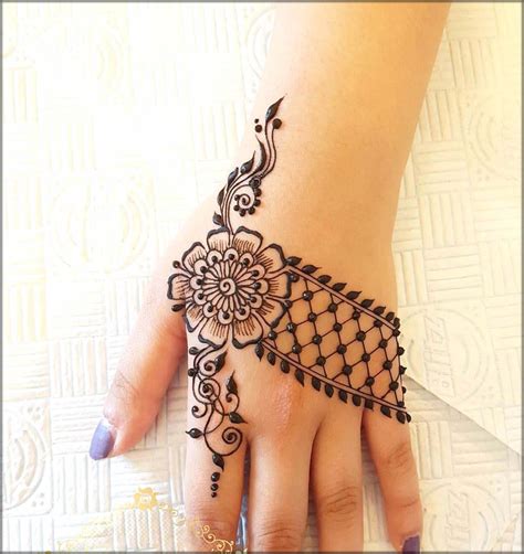 Most Attractive Eid Mehndi Designs You Should Try In 2020