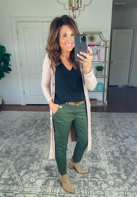 5 Ways To Style A Cardigan Cyndi Spivey Cute Work Outfits Casual Fall Outfits Stylish